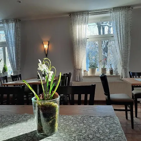 酒店 Kastanienhof Zeulenroda-Triebes