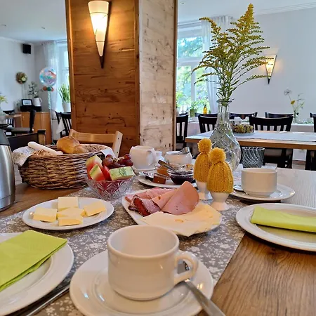 Kastanienhof 酒店 *